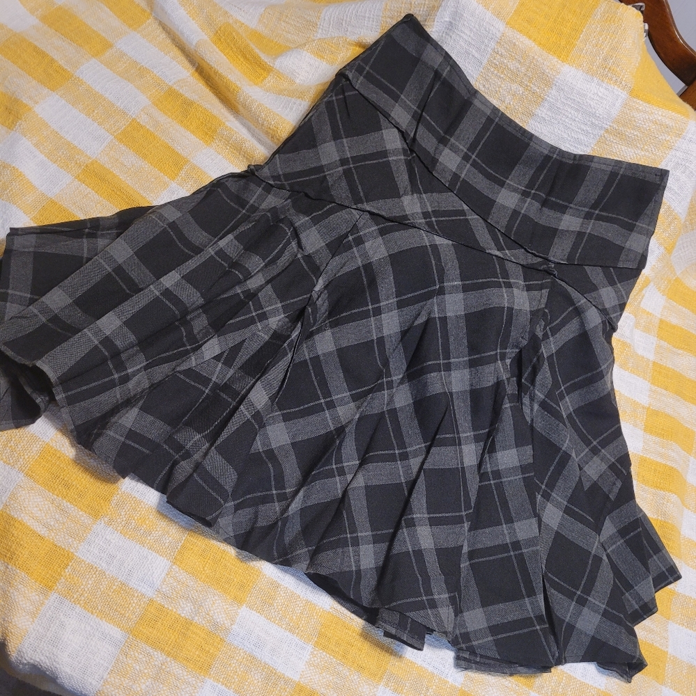 VINTAGE-FOREVER 21-Good Quality-L